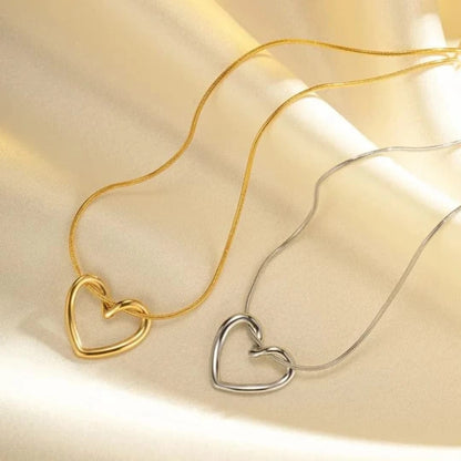 Knot Heart Necklace – Premium Quality, Tarnish-Free & Waterproof